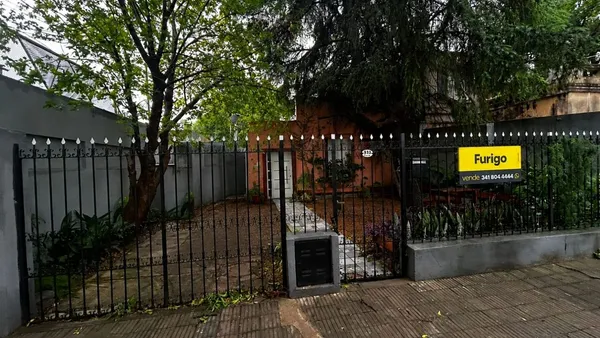 Casa en Rivadavia 900