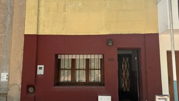 Casa en Calle Borges 2700
