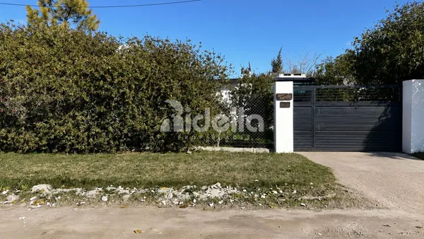 Casa en C.174 8200
