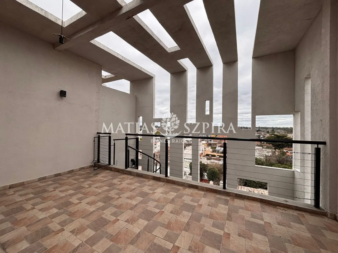 Departamento en Avenida hipólit 100