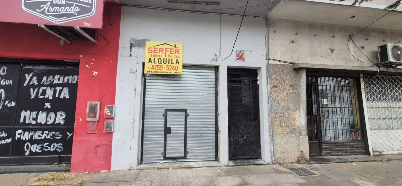 Local Comercial en BARRIO EJERCITO 1700