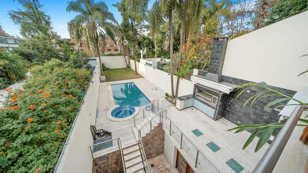 Casa en Av. Melian 2100