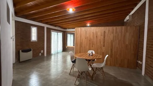 Casa en Maria Elena Wals