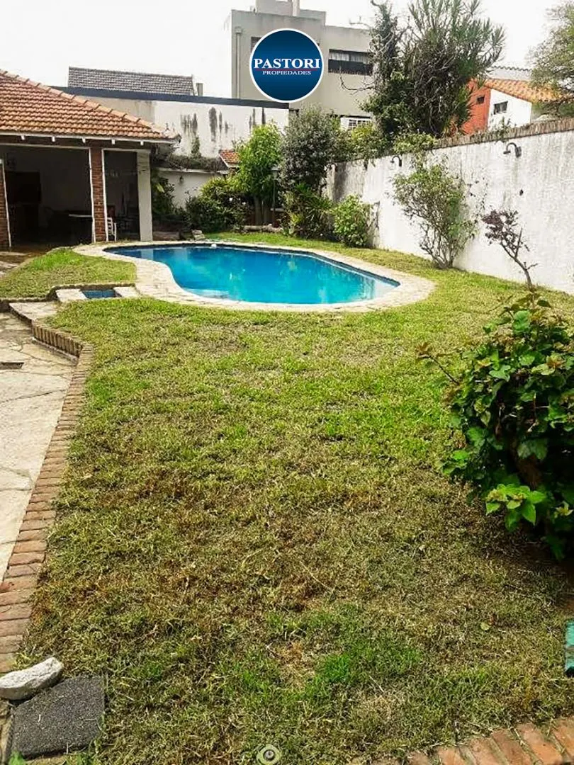 Casa en GDOR MARCELINO U 2300