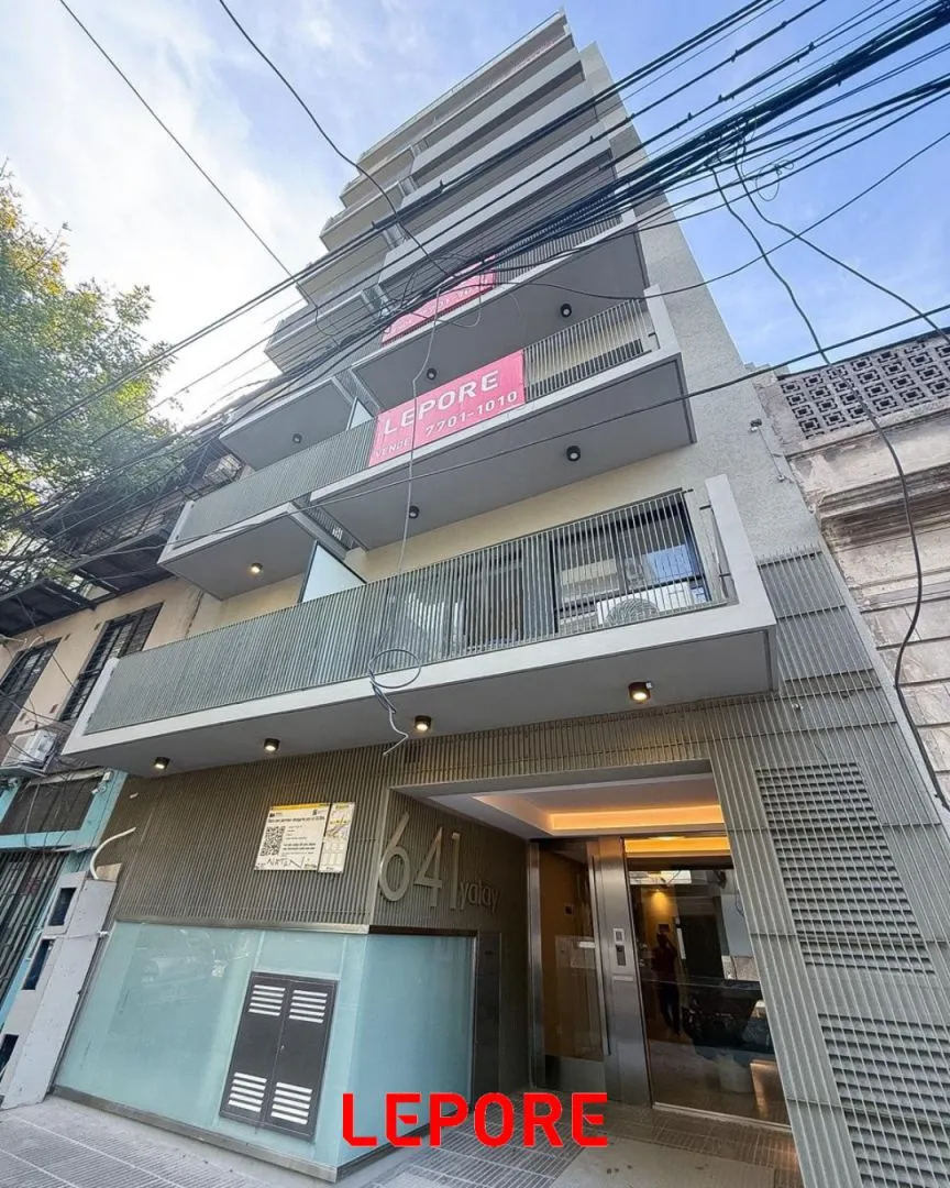 Departamento en YATAY 600