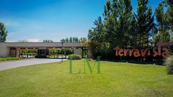 Lote en ACCESO OESTE km