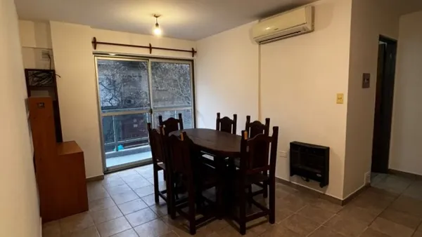 Departamento en independencia 1300