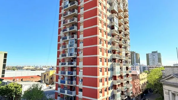 Departamento en ARAOZ DE LAMADRI 400