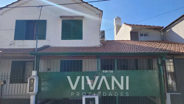 Casa en 27 bis