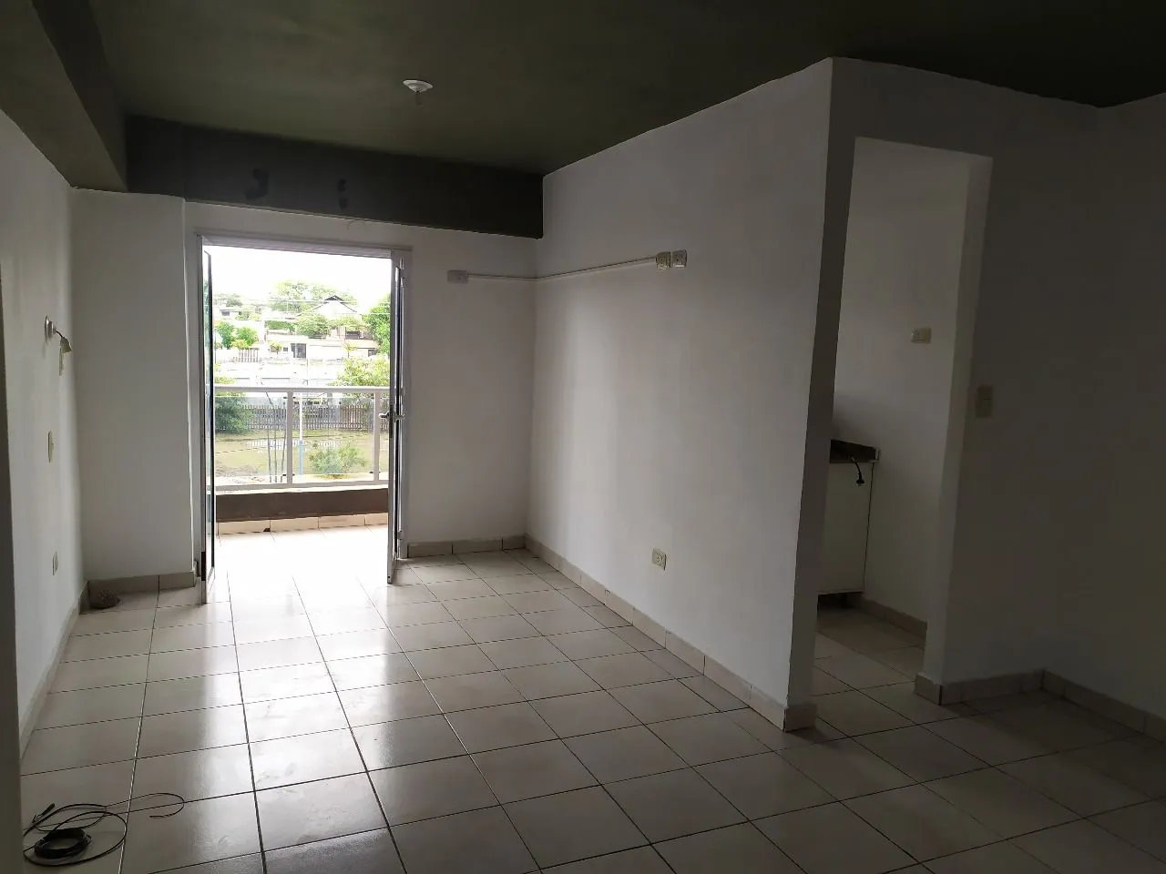 Departamento en marco avellaneda 300