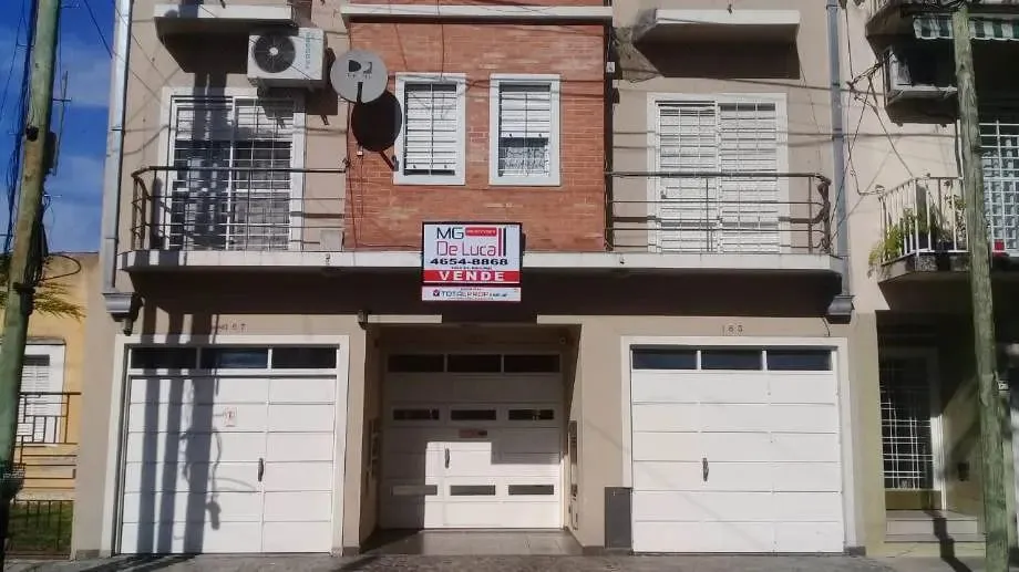 Casa en Lascano, Maestra 100