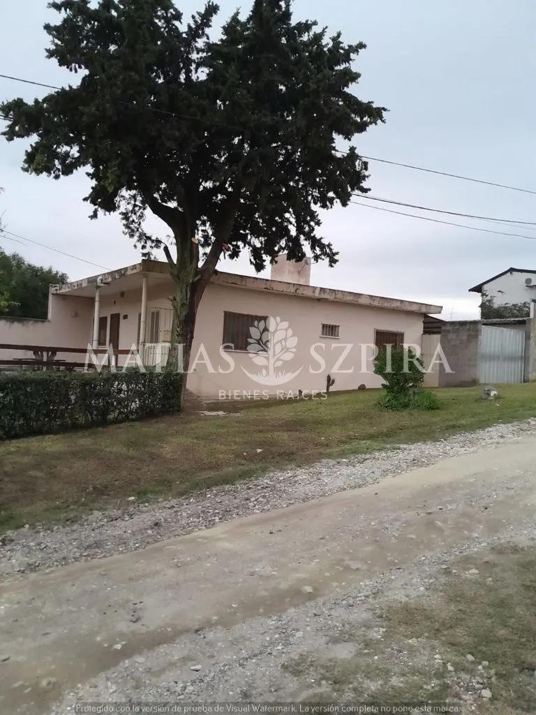 Casa en Av. Victoria 100