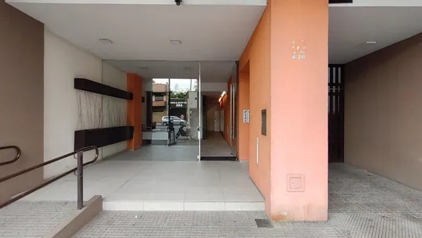 Departamento en AV. JUJUY 800