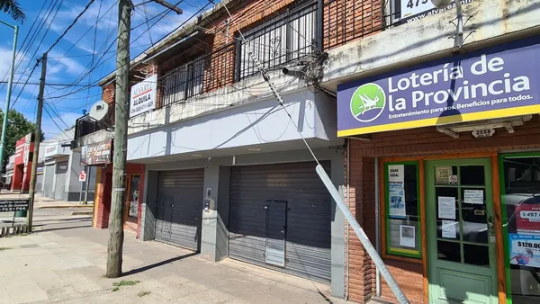 Oficina en YRIGOYEN, HIPOLI 2500