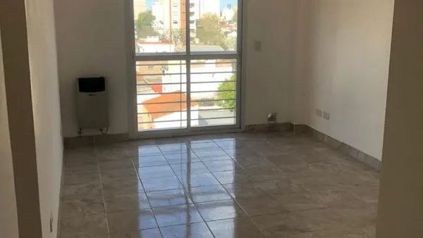 Departamento en José Murias 2000