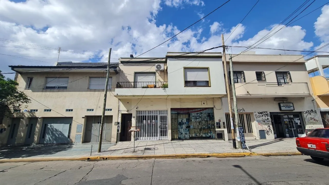 Departamento en Monseñor Marcon 3500