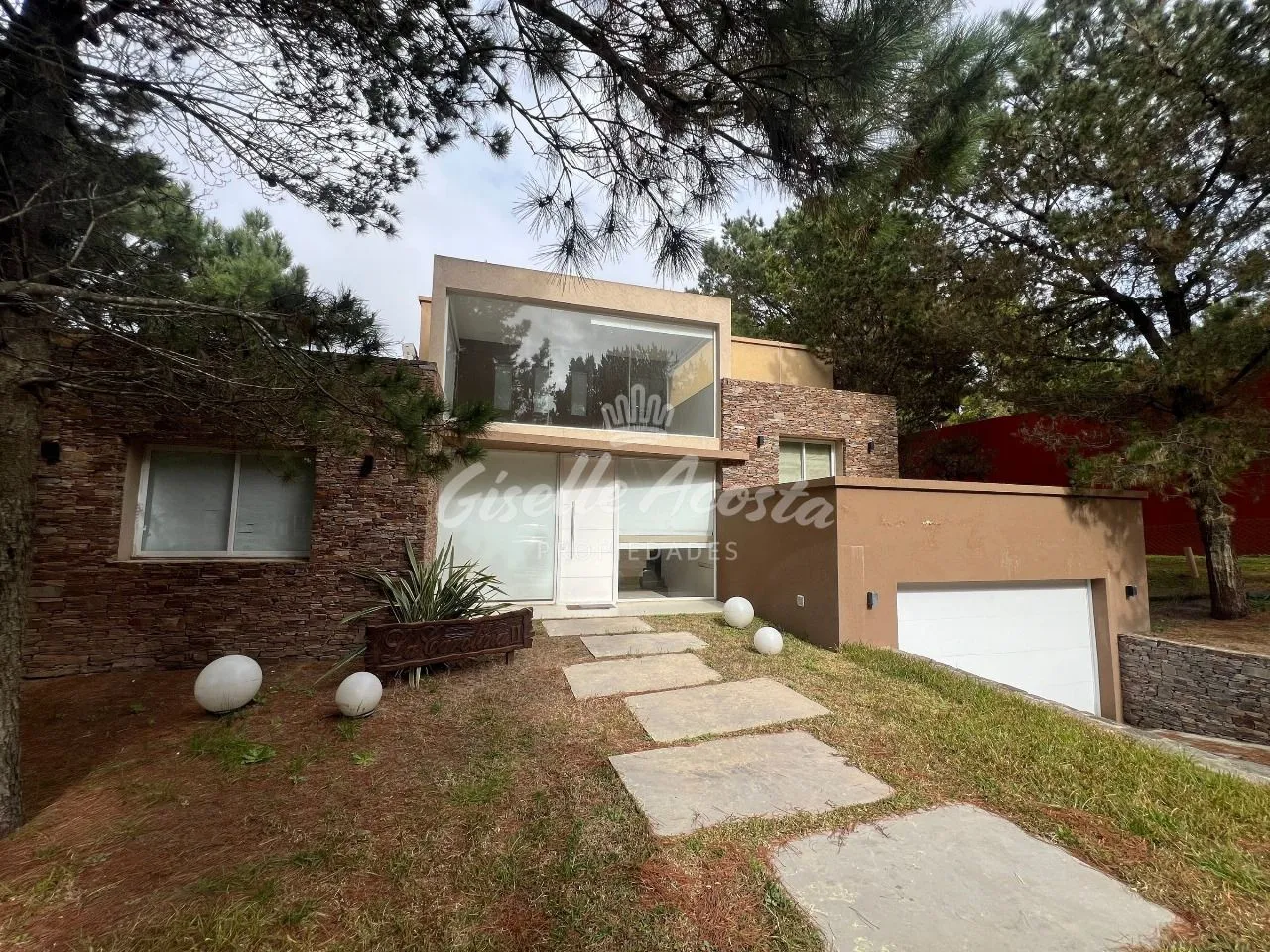 Casa en 100
