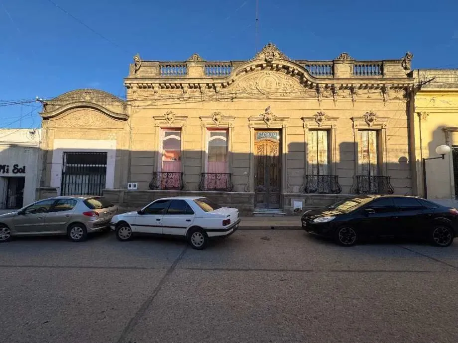 Casa en Sarmiento 529 50