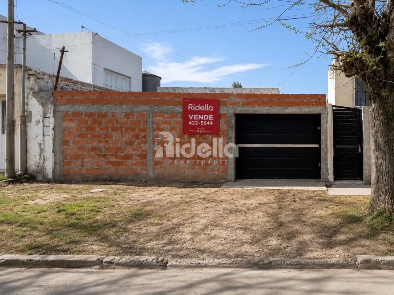 Lote en C.5 200