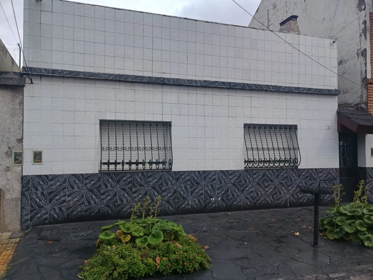 Casa en zapiola 2900