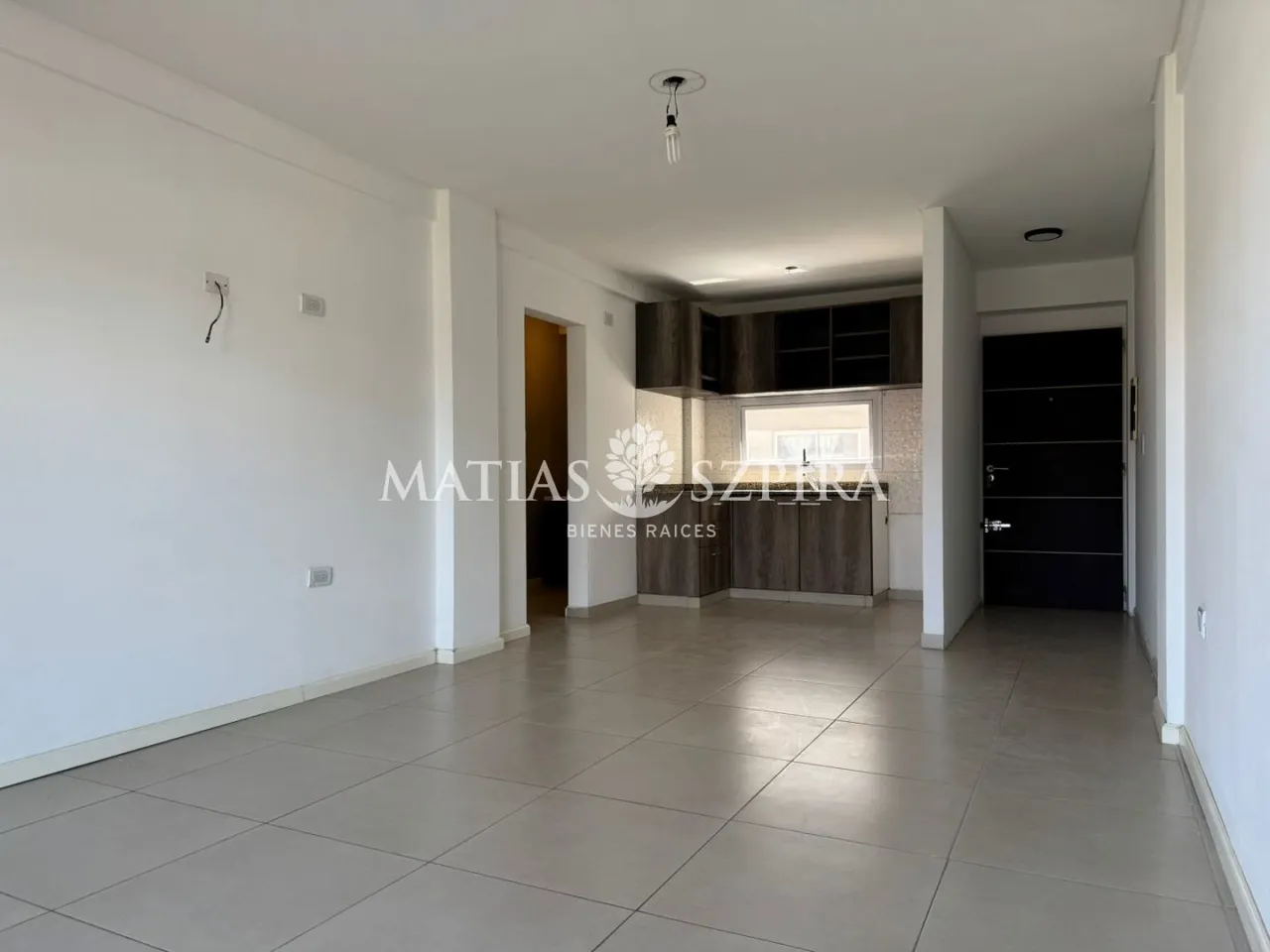 Departamento en Aristobulo del v 2000