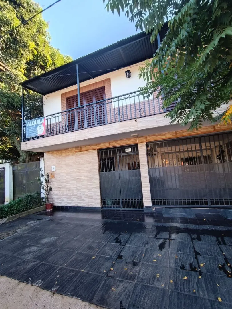 Departamento en PEYRET 4200
