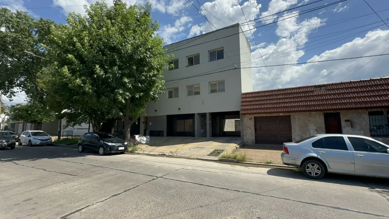 Departamento en calle 30 300