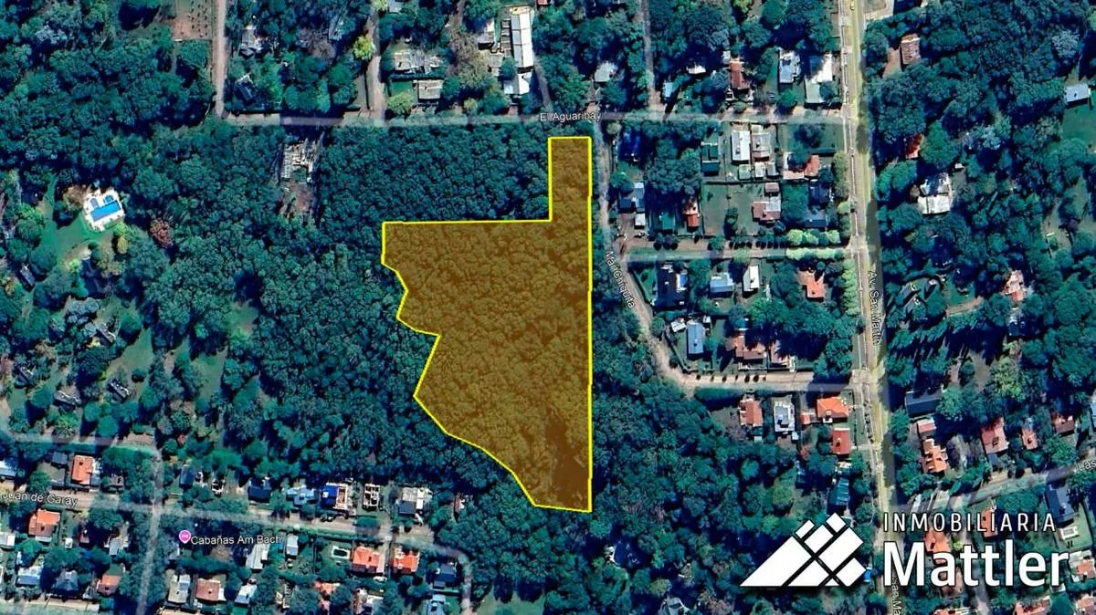 Lote en El Aguaribay y M