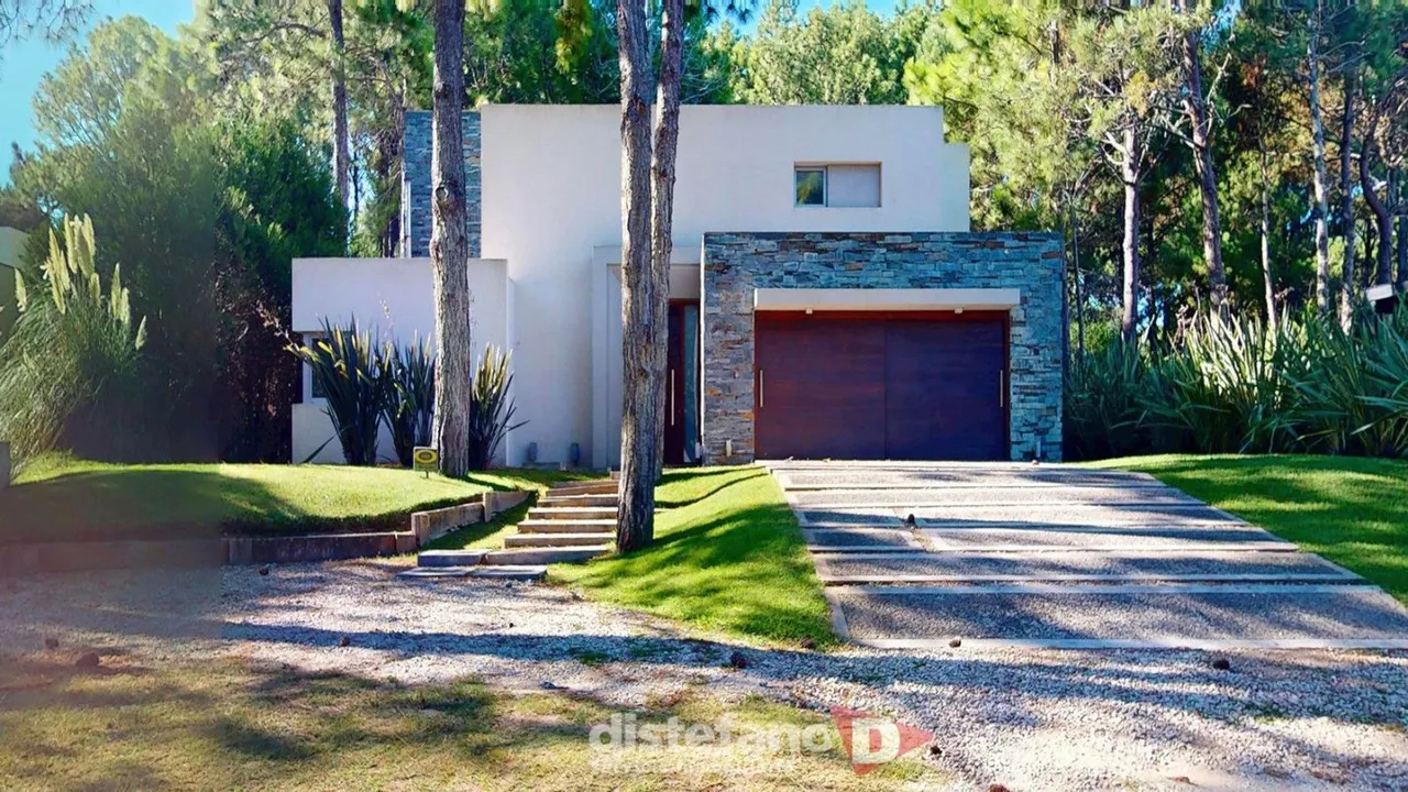 Casa en SELENE 600