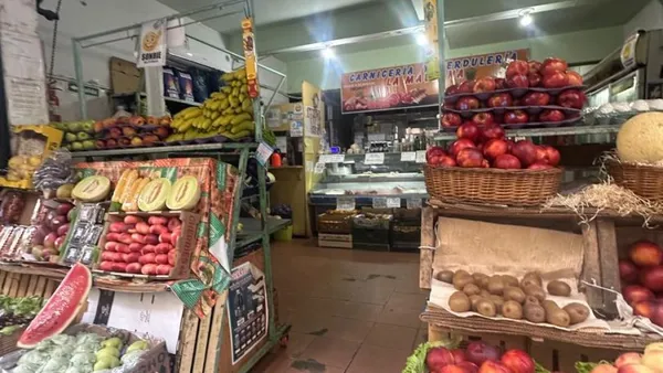Local Comercial en PEÑA 2000