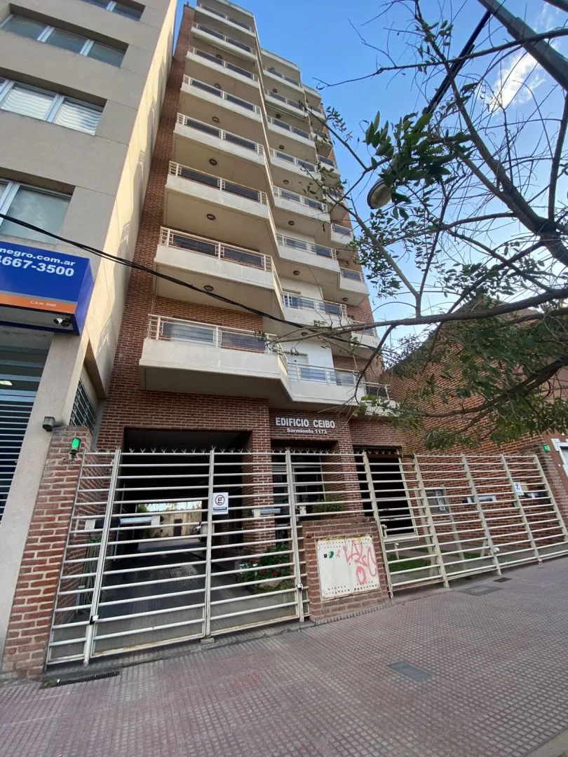 Departamento en Sarmiento 1100