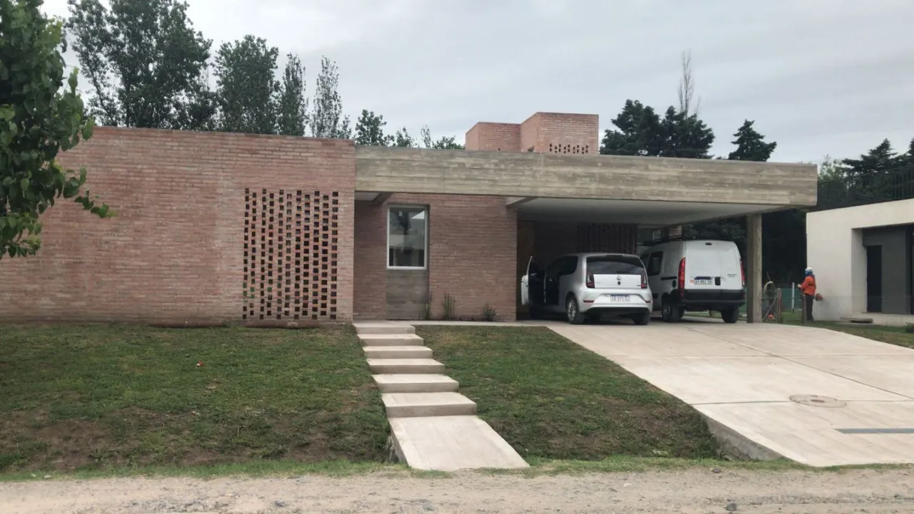 Casa en De la tradicion 700