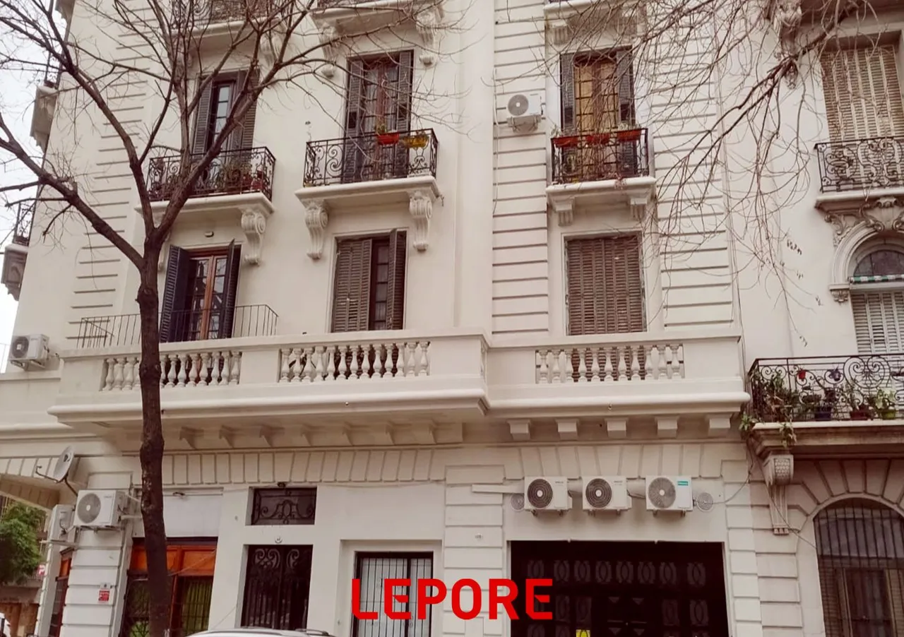 Local Comercial en Luis Sáenz Peñ 800
