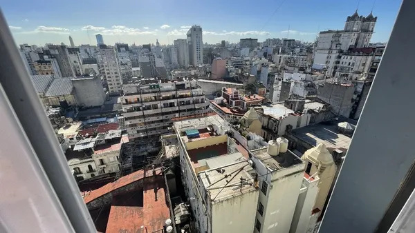 Departamento en Lavalle 700