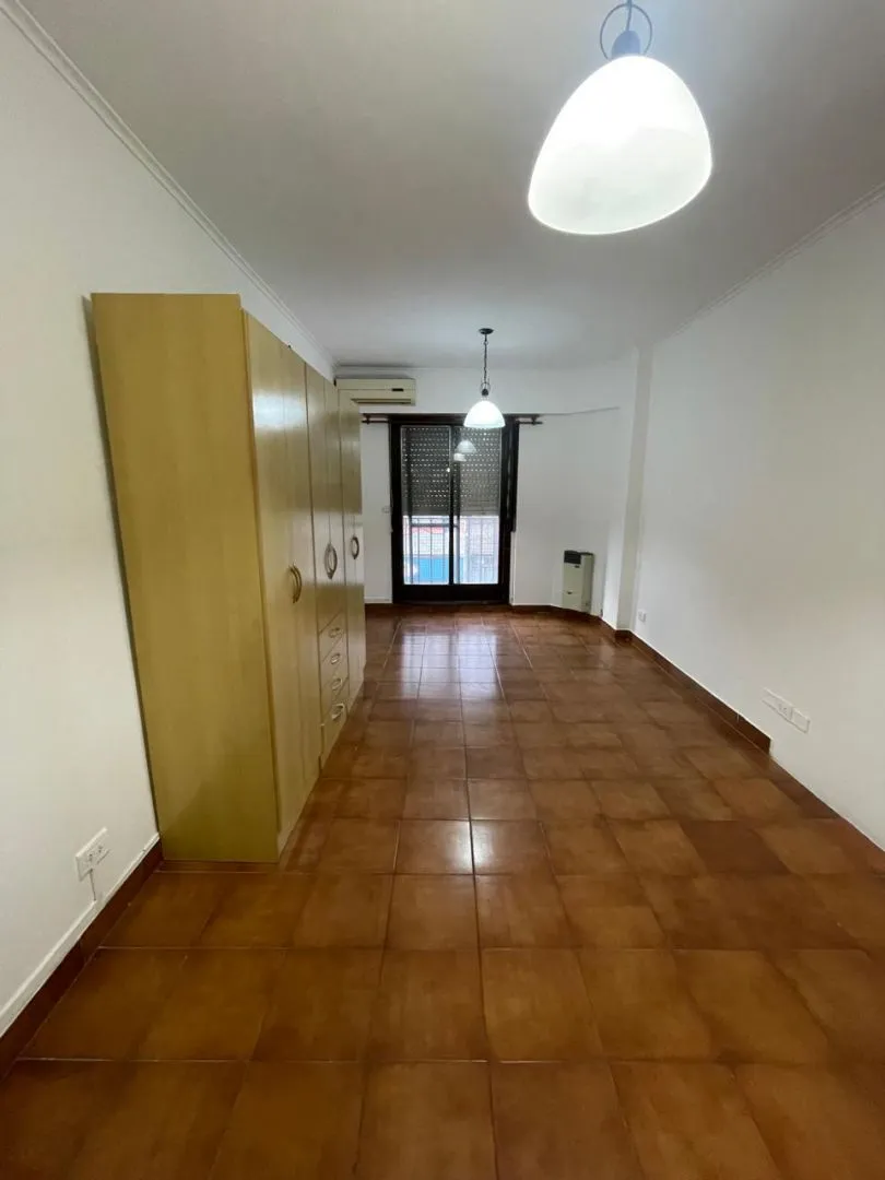 Departamento en ITUZAINGO 1400