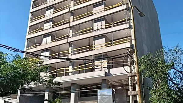 Departamento en Avenida Urquiza 3300