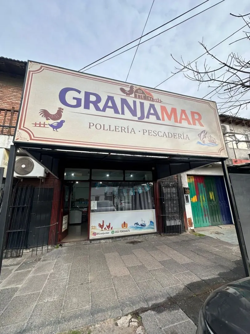 Local Comercial en Hipolito Yrigoye 800