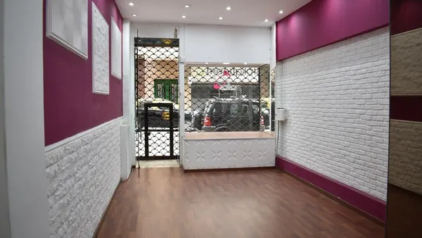 Local Comercial en Parana 900