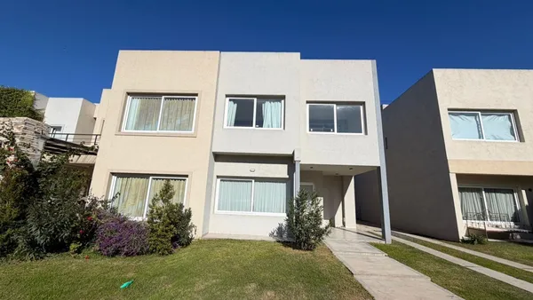 Casa en GUSTAVO FLAUBERT 1300