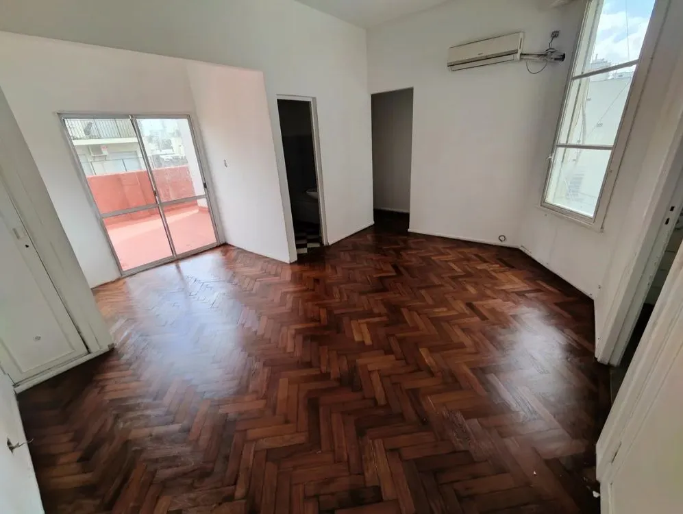 Departamento en COMBATE DE LOS P 300