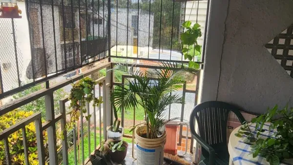 Departamento en Av. Centenario