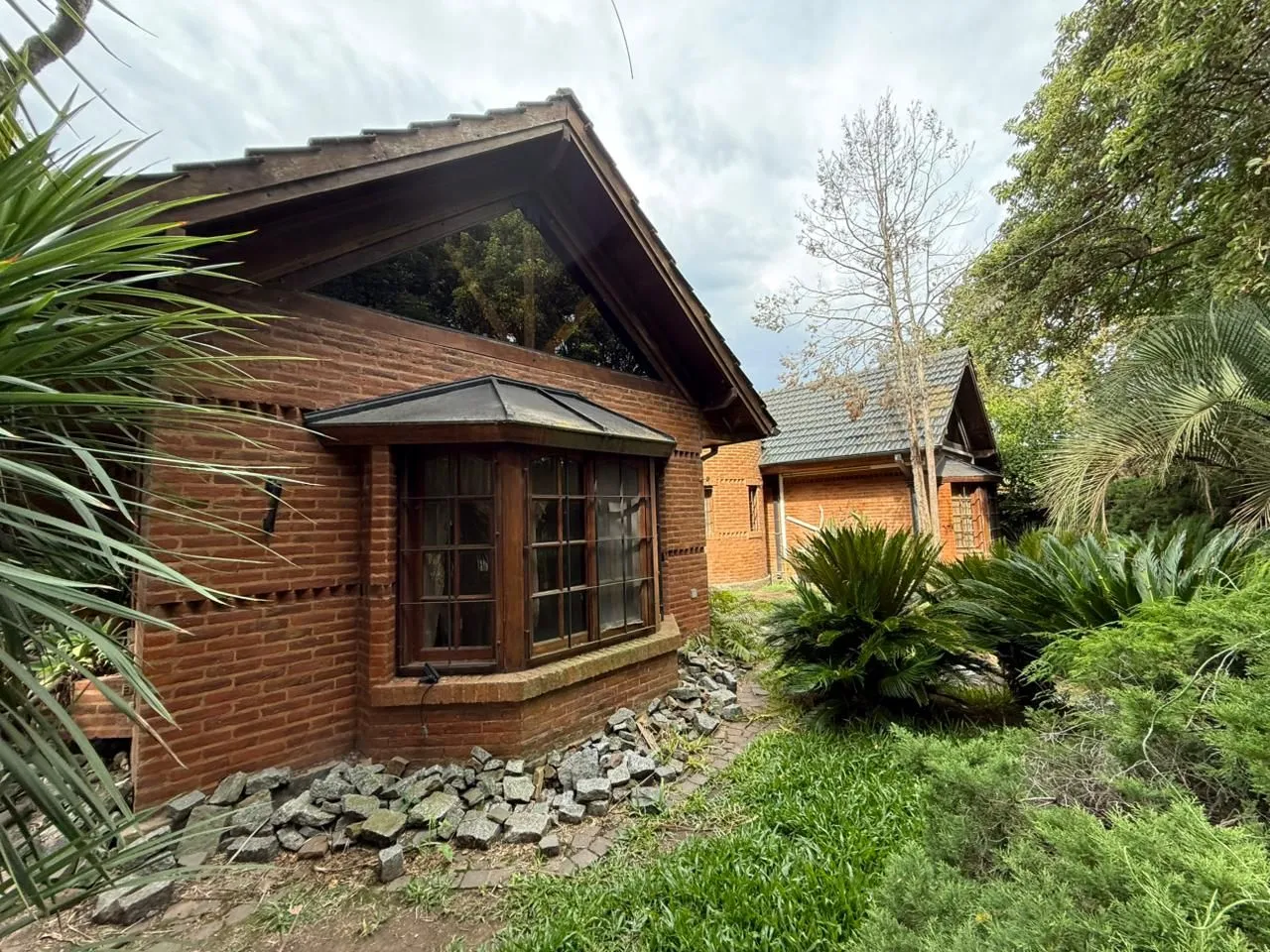 Casa en Los Pinos 1300