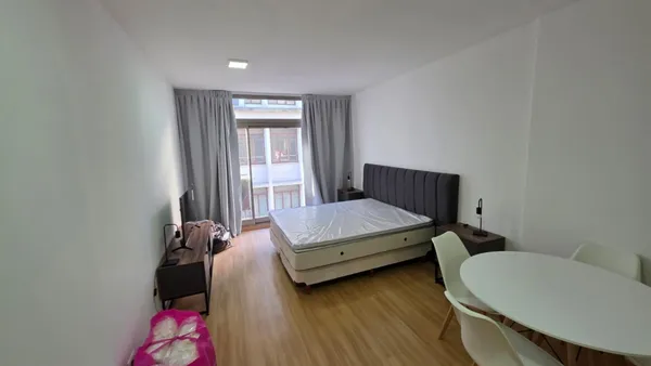 Departamento en Esmeralda 600