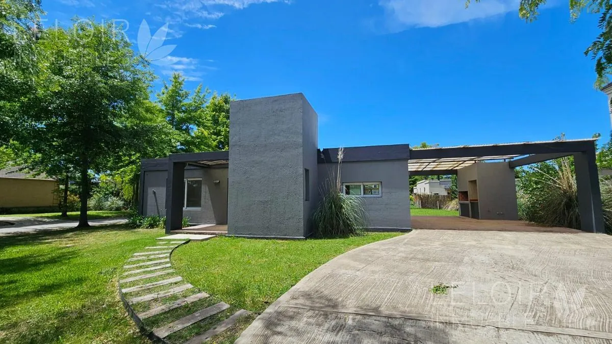 Casa en Andres Chazarret 1100