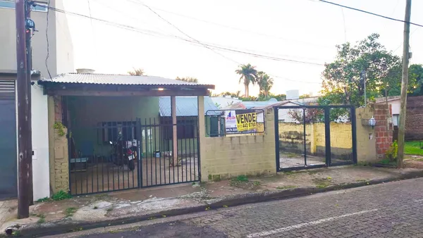 Casa en Calle 31 A FRENT 3300