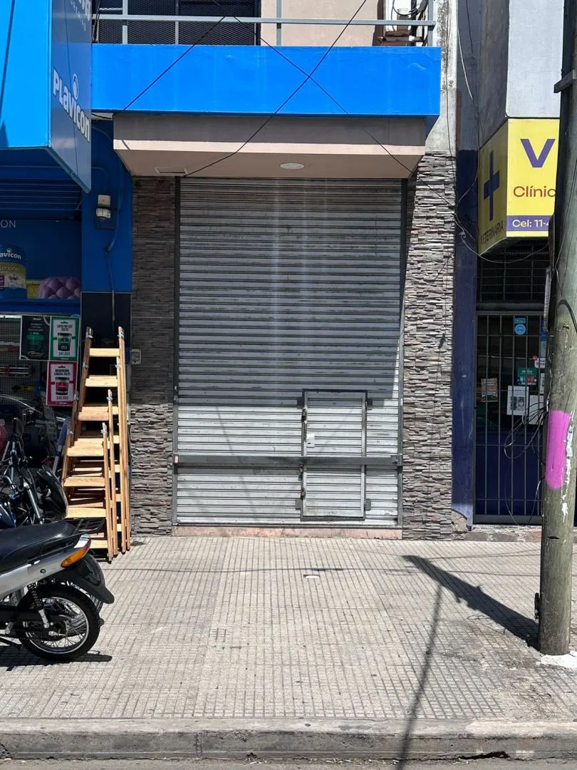 Local Comercial en E. ECHEVERRIA 6100