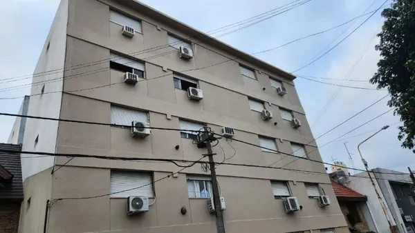 Departamento en Chacabuco 100