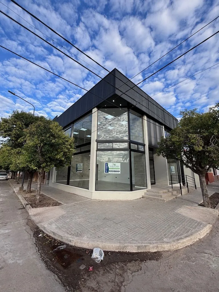 Local Comercial en Manuel Ocampo 1100