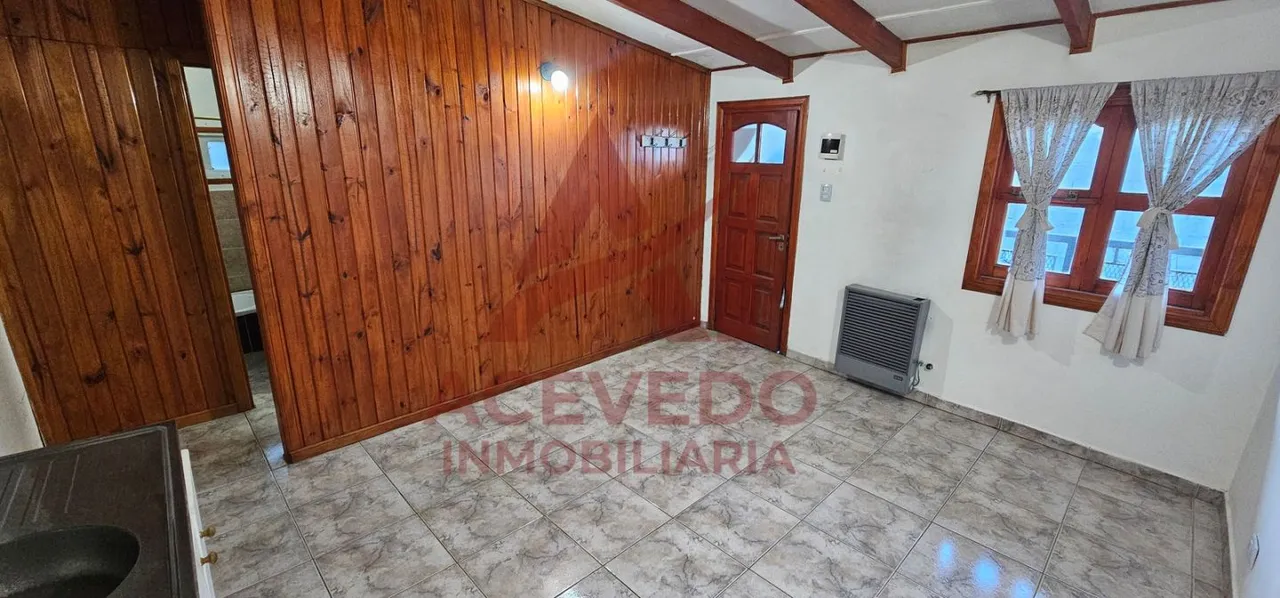 Departamento en 11 DE JULIO 1000