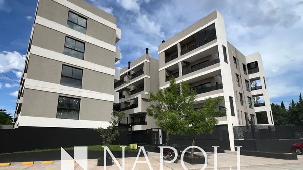 Departamento en Chiron 2200